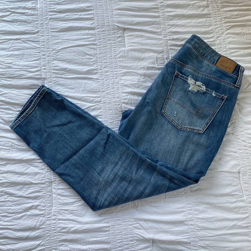 American Eagle Distressed Boyfriend Jeans